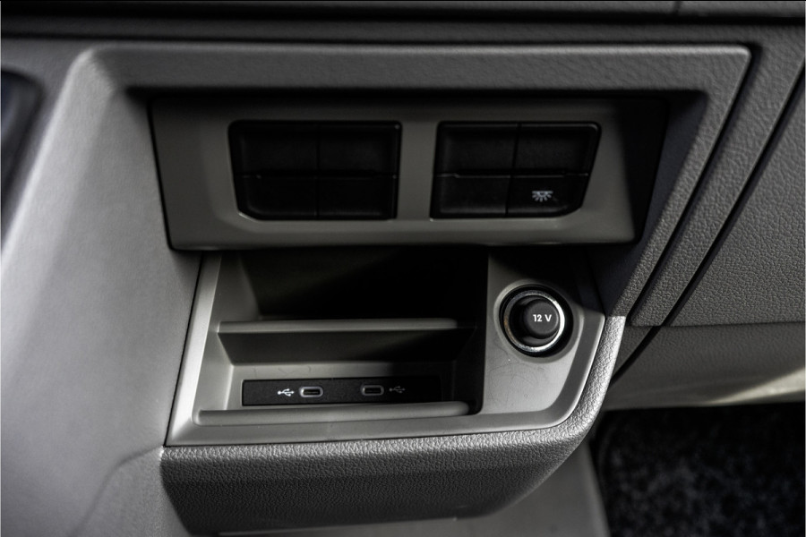 Volkswagen Crafter 2.0TDI 140PK 30 TDI | L3H2 | NW Model | Navi | CarPlay | Camera | Cruise | Climate | PDC | Euro 6