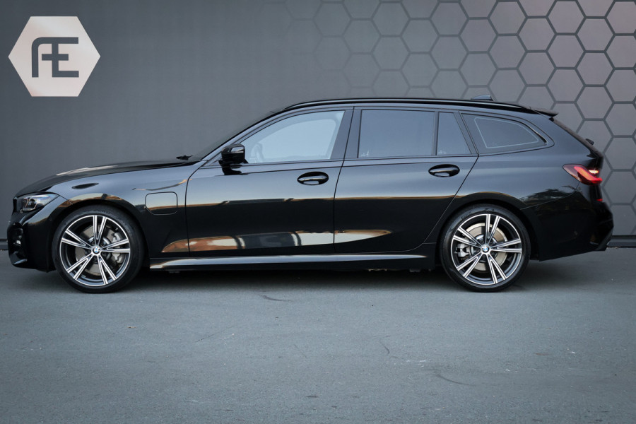 BMW 3 Serie Touring 330e Business Edition Plus | STOELVERWARMING | CRUISE CONTROL | ACHTERUITRIJCAMERA | APPLE CARPLAY | SFEERVERLICHTING |