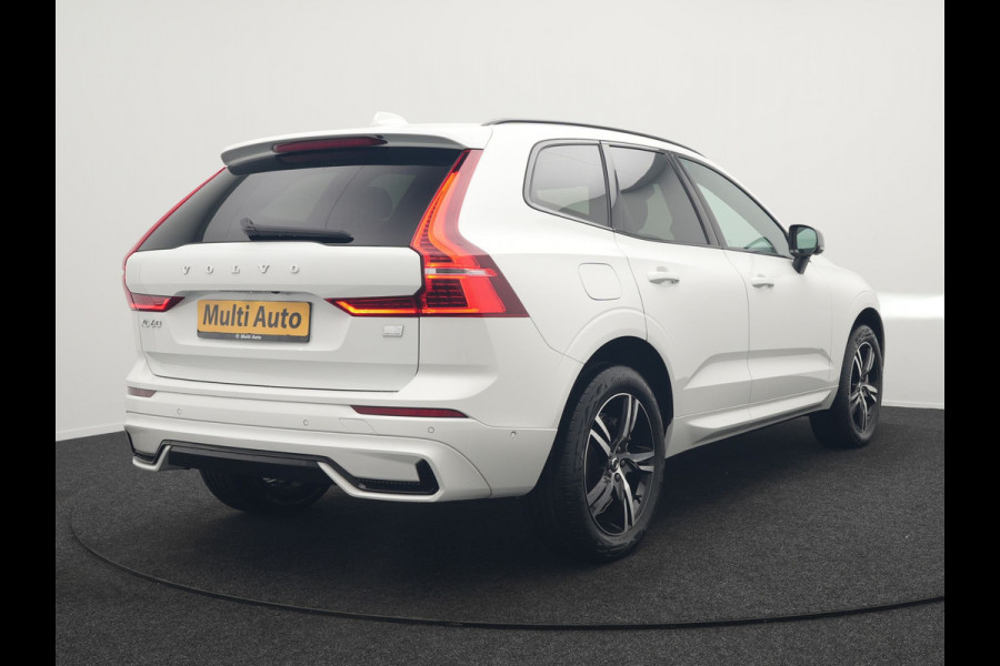 Volvo XC60 Recharge T6 AWD R-Design Plug In Hybrid 341pk Dealer O.H. PHEV | Panodak | Adaptive Cruise | 360 Camera | Google Assistent | Lederen Sportstoelen Memory & Verwarmd | Apple Carplay | Keyless | Virtual | Navigatie | DAB |