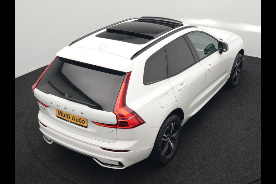 Volvo XC60 Recharge T6 AWD R-Design Plug In Hybrid 341pk Dealer O.H. PHEV | Panodak | Adaptive Cruise | 360 Camera | Google Assistent | Lederen Sportstoelen Memory & Verwarmd | Apple Carplay | Keyless | Virtual | Navigatie | DAB |