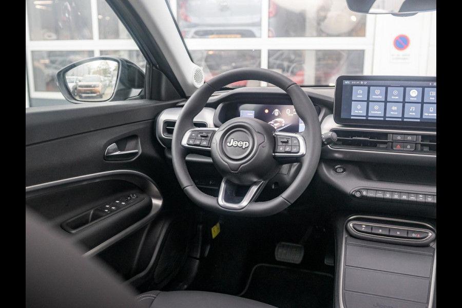 Jeep Avenger Summit 54 kWh | 17% Bijtelling | Leder & Winter Pack | Schuif/Kanteldak | Infotainment & Convenience Pack