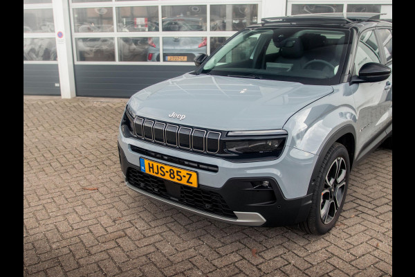 Jeep Avenger Summit 54 kWh | 17% Bijtelling | Leder & Winter Pack | Schuif/Kanteldak | Infotainment & Convenience Pack