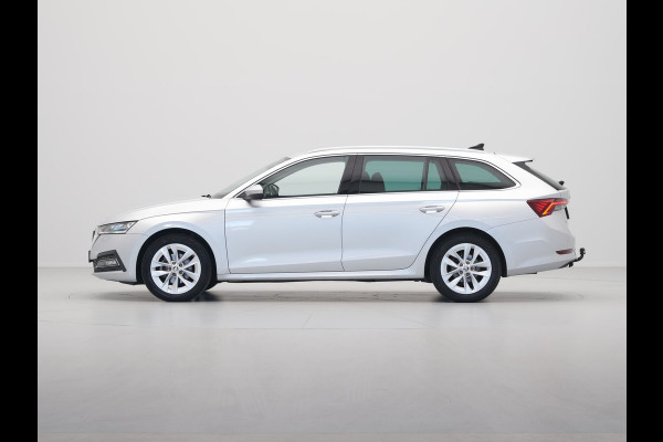 Škoda Octavia Combi 1.5 TSI 150pk First Edition Navigatie Stoelverwarming Acc Led ARGON