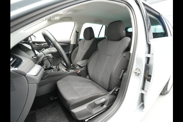 Škoda Octavia Combi 1.5 TSI 150pk First Edition Navigatie Stoelverwarming Acc Led ARGON
