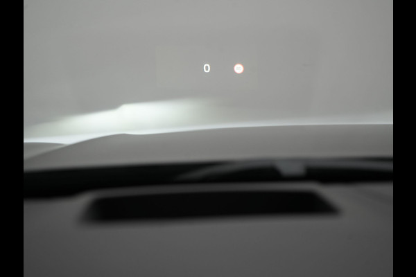 Volvo V90 T8 AWD Ultimate Dark Plug In Hybrid 455pk Dealer O.H. PHEV | Panodak | Adaptive Cruise | Head Up | 360 Camera | Lederen Sportstoelen Ventilatie & Memory | Harman & Kardon | Google Assistent | Apple Carplay | Stoelen & Stuur Verwarmd | Blis |