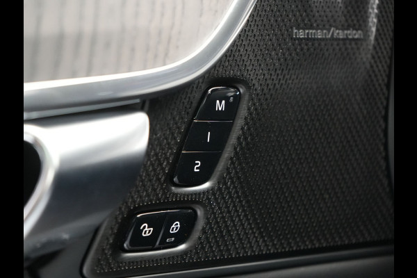 Volvo V90 T8 AWD Ultimate Dark Plug In Hybrid 455pk Dealer O.H. PHEV | Panodak | Adaptive Cruise | Head Up | 360 Camera | Lederen Sportstoelen Ventilatie & Memory | Harman & Kardon | Google Assistent | Apple Carplay | Stoelen & Stuur Verwarmd | Blis |