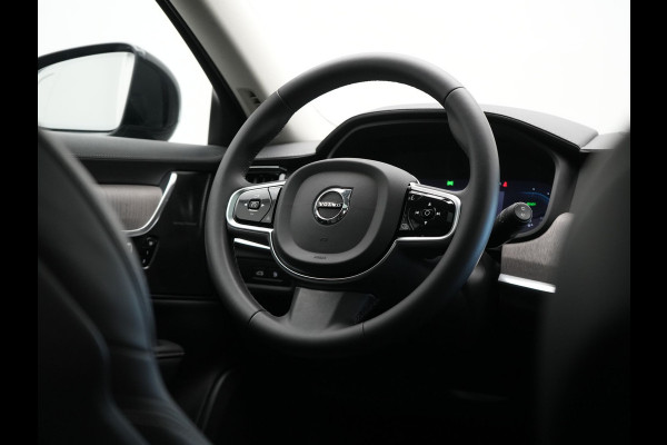 Volvo V90 T8 AWD Ultimate Dark Plug In Hybrid 455pk Dealer O.H. PHEV | Panodak | Adaptive Cruise | Head Up | 360 Camera | Lederen Sportstoelen Ventilatie & Memory | Harman & Kardon | Google Assistent | Apple Carplay | Stoelen & Stuur Verwarmd | Blis |