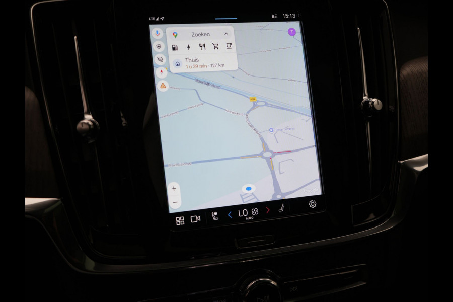 Volvo V90 T8 AWD Ultimate Dark Plug In Hybrid 455pk Dealer O.H. PHEV | Panodak | Adaptive Cruise | Head Up | 360 Camera | Lederen Sportstoelen Ventilatie & Memory | Harman & Kardon | Google Assistent | Apple Carplay | Stoelen & Stuur Verwarmd | Blis |