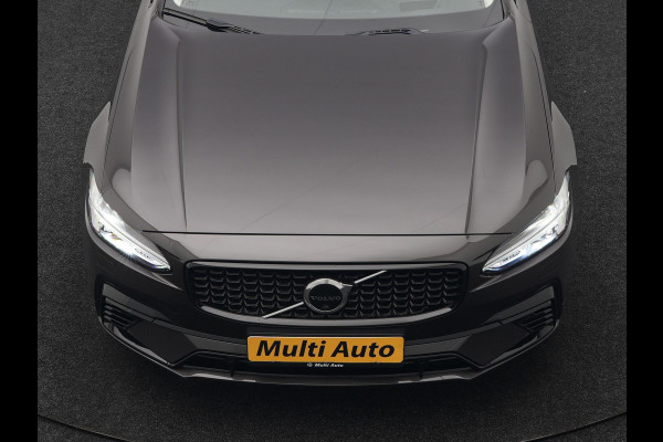 Volvo V90 T8 AWD Ultimate Dark Plug In Hybrid 455pk Dealer O.H. PHEV | Panodak | Adaptive Cruise | Head Up | 360 Camera | Lederen Sportstoelen Ventilatie & Memory | Harman & Kardon | Google Assistent | Apple Carplay | Stoelen & Stuur Verwarmd | Blis |
