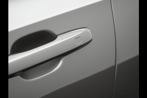 Volvo V90 T8 AWD Ultimate Dark Plug In Hybrid 455pk Dealer O.H. PHEV | Panodak | Adaptive Cruise | Head Up | 360 Camera | Lederen Sportstoelen Ventilatie & Memory | Harman & Kardon | Google Assistent | Apple Carplay | Stoelen & Stuur Verwarmd | Blis |