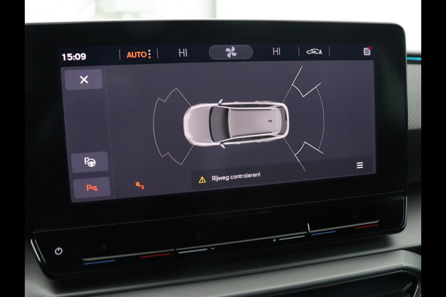 Seat Leon 1.5 TSI FR Launch Edition | Trekhaak | Adaptive cruise | Carplay | Navigatie | Full LED | DAB | Climate control | Parkeerhulp | Sfeerverlichting | Digital Cockpit