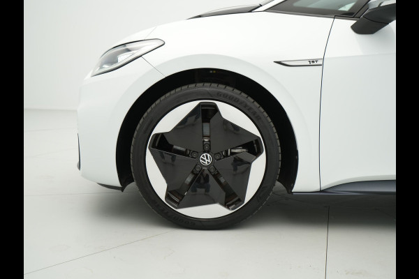 Volkswagen ID.3 First Max 58 kWh 204pk Trekhaak Navigatie Camera Stoelverwarming Side ass. ARGON