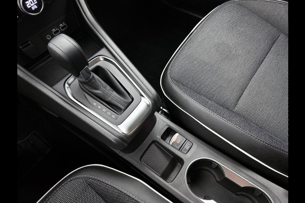 Renault Captur E-Tech full hybrid 145PK techno / CAMERA / NAVI GROOT