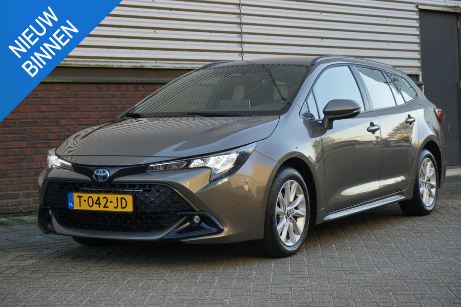Toyota Corolla Touring Sports Hybrid 140 Active/NL.Auto/Digi-Dashboard/LED/Navi/ All-Season banden.