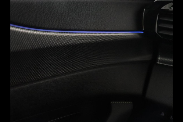 Peugeot 308 1.6 PHEV 225 GT | Panoramadak | Stoelverwarming | 360 Camera | Focal Sound | Adaptive cruise | Matrix LED | Keyless | Carplay | Navigatie | Leder/Alcantara | Dodehoek detectie | Plug In