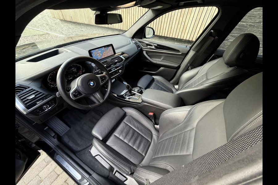 BMW X3 xDrive20i High Executive M-sport | Leren bekleding | Head-up display | Stoelverwarming | Cruise & climate control | Dodehoek en
