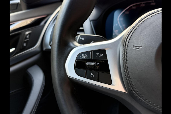 BMW X3 xDrive20i High Executive M-sport | Leren bekleding | Head-up display | Stoelverwarming | Cruise & climate control | Dodehoek en