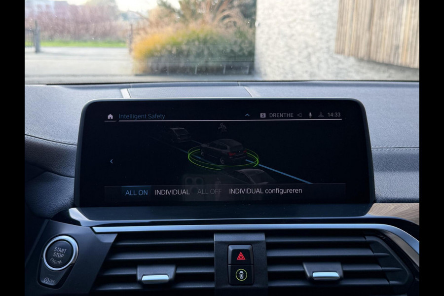 BMW X3 xDrive20i High Executive M-sport | Leren bekleding | Head-up display | Stoelverwarming | Cruise & climate control | Dodehoek en