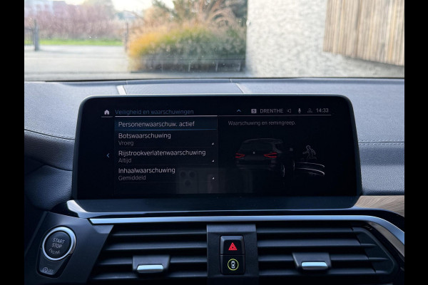 BMW X3 xDrive20i High Executive M-sport | Leren bekleding | Head-up display | Stoelverwarming | Cruise & climate control | Dodehoek en