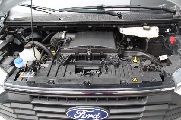 Ford Transit Custom 320 2.0-136 pk TDCI L1H1 Trend. Fabr. garantie tot 09-2028. Adaptive Cruise Control, Navigatie, Camera, PDC V+A, Apple Carplay/Android auto, LED verl., Laadruimte bekleed, Bijrijdersbank, Spiegel-, stoel en voorraamverw. etc.