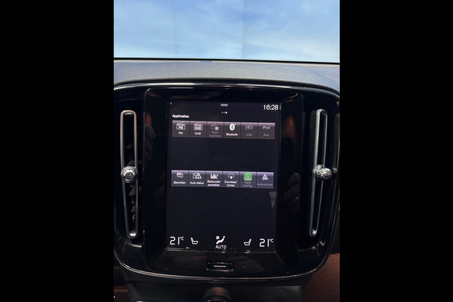 Volvo XC40 1.5 T2 Business Pro Navi | Clima | Cruise| Camera