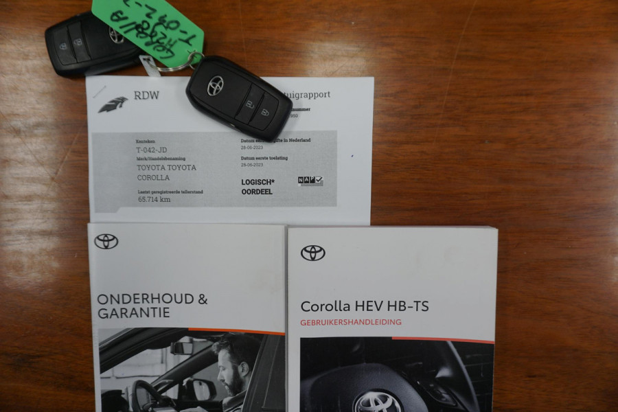 Toyota Corolla Touring Sports Hybrid 140 Active/NL.Auto/Digi-Dashboard/LED/Navi/ All-Season banden.