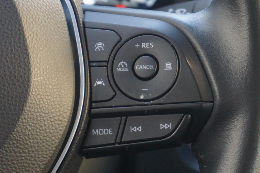 Toyota Corolla Touring Sports Hybrid 140 Active/NL.Auto/Digi-Dashboard/LED/Navi/ All-Season banden.