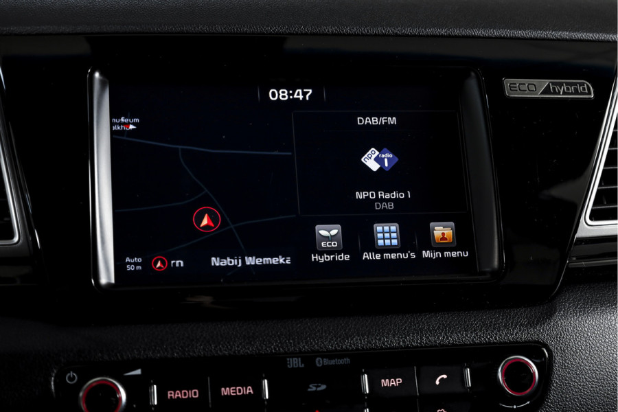 Kia Niro 1.6 GDi Hybrid 105 PK ExecutiveLine - Automaat | Adapt. Cruise | Stuur-+stoelverw. + Ventilatie | Elek. Stoel | PDC | Camera | NAV + App. Connect | ECC | Afn. Trekhaak | LM 18" |