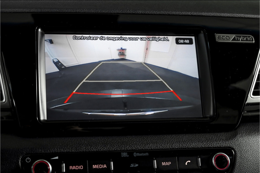 Kia Niro 1.6 GDi Hybrid 105 PK ExecutiveLine - Automaat | Adapt. Cruise | Stuur-+stoelverw. + Ventilatie | Elek. Stoel | PDC | Camera | NAV + App. Connect | ECC | Afn. Trekhaak | LM 18" |