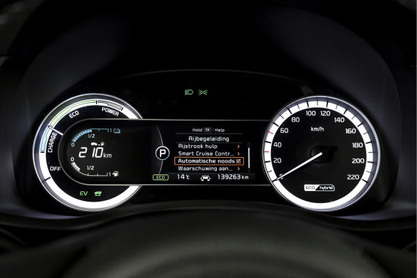 Kia Niro 1.6 GDi Hybrid 105 PK ExecutiveLine - Automaat | Adapt. Cruise | Stuur-+stoelverw. + Ventilatie | Elek. Stoel | PDC | Camera | NAV + App. Connect | ECC | Afn. Trekhaak | LM 18" |