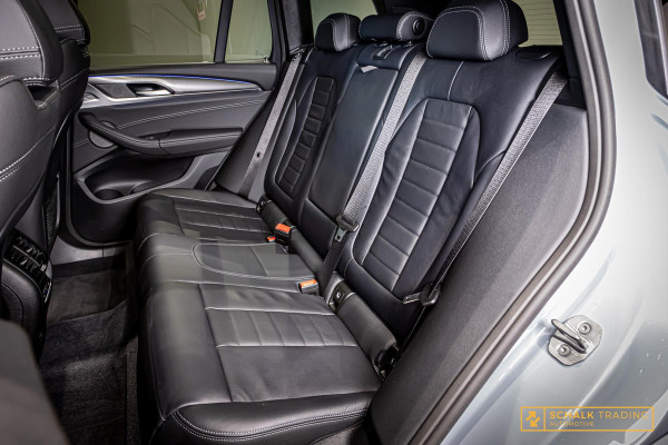 BMW X3 20i xDrive|Laser|Pano|E-Trekhaak|H&K|Acc|Cam|New velg|