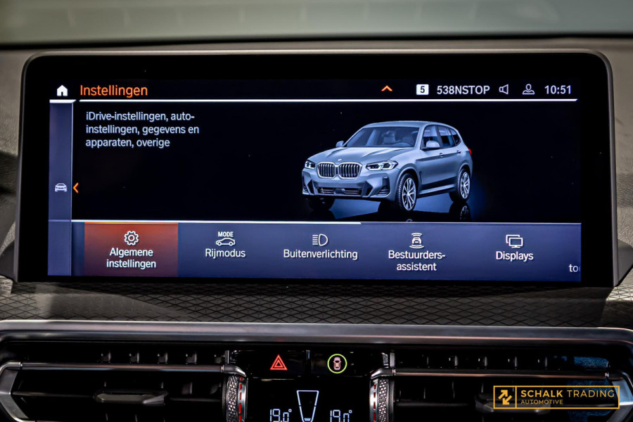 BMW X3 20i xDrive|Laser|Pano|E-Trekhaak|H&K|Acc|Cam|New velg|