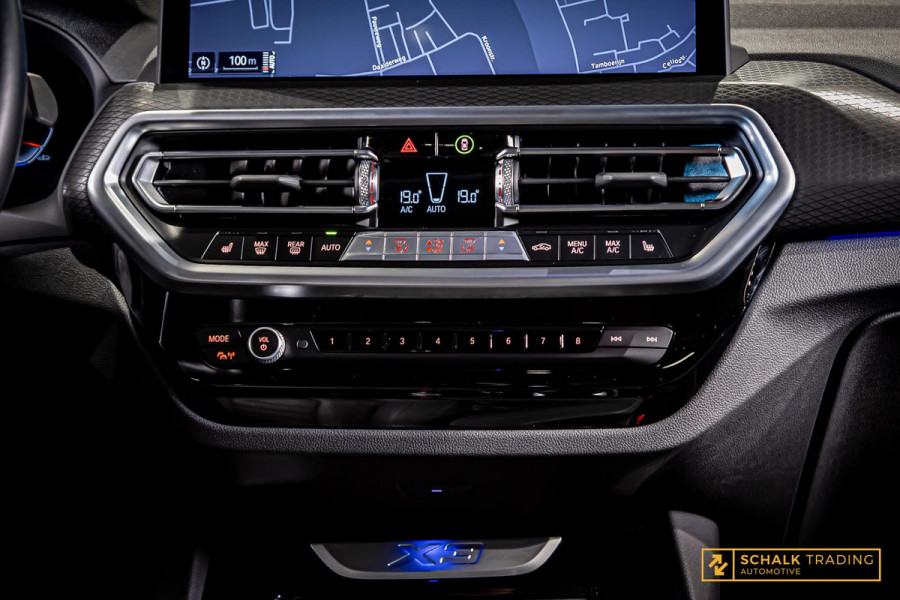 BMW X3 20i xDrive|Laser|Pano|E-Trekhaak|H&K|Acc|Cam|New velg|