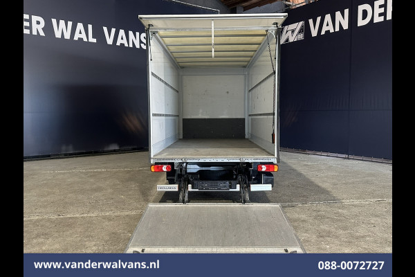 Peugeot Boxer 2.2 BlueHDi 141pk Bakwagen Laadklep Euro6 Airco | Cruisecontrol | 985kg laadvermogen Bijrijdersbank