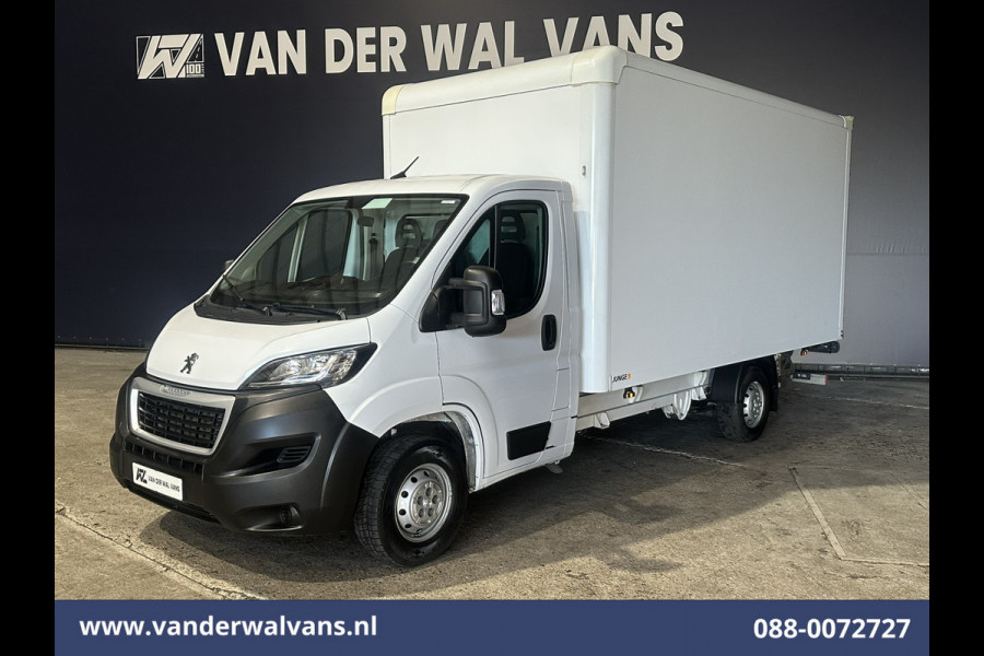 Peugeot Boxer 2.2 BlueHDi 141pk Bakwagen Laadklep Euro6 Airco | Cruisecontrol | 985kg laadvermogen Bijrijdersbank