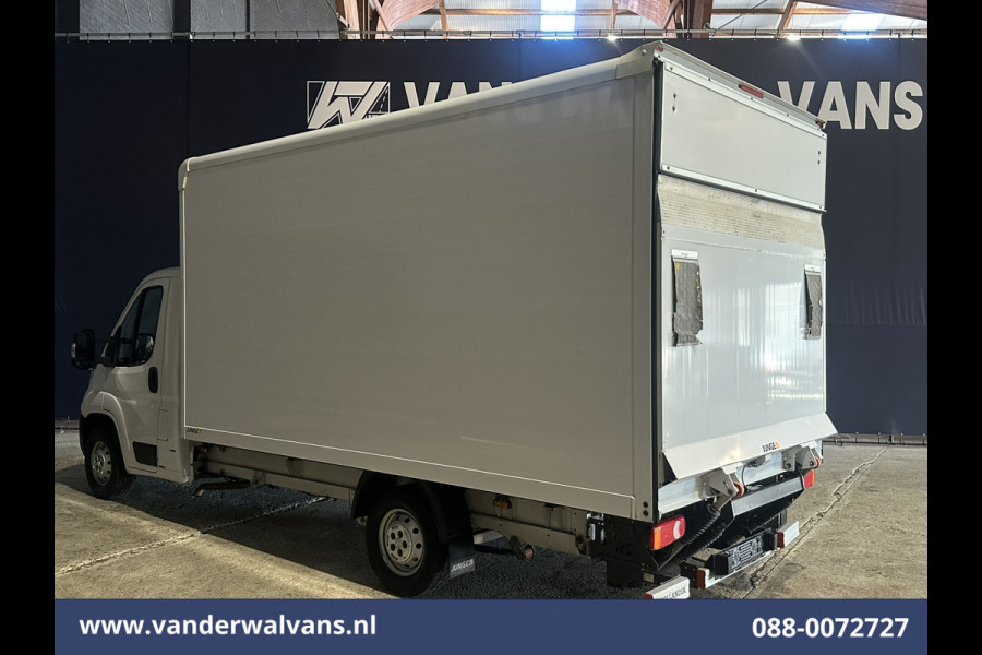 Peugeot Boxer 2.2 BlueHDi 141pk Bakwagen Laadklep Euro6 Airco | Cruisecontrol | 985kg laadvermogen Bijrijdersbank