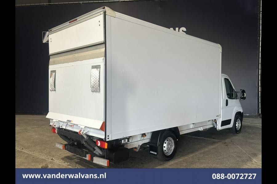 Peugeot Boxer 2.2 BlueHDi 141pk Bakwagen Laadklep Euro6 Airco | Cruisecontrol | 985kg laadvermogen Bijrijdersbank