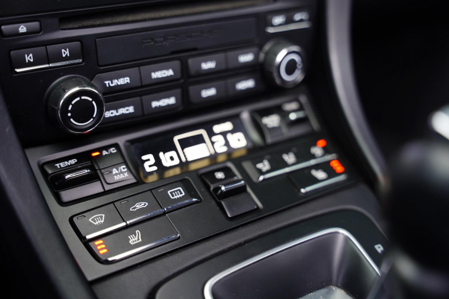 Porsche 911 3.0 Targa 4S Exclusive Alex Design Edition