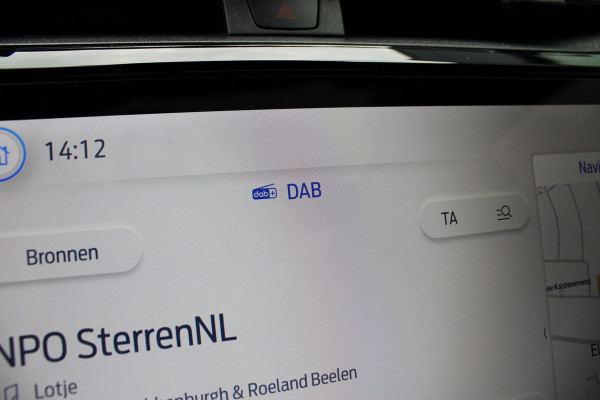 Ford Puma 1.0 EcoBoost Hybrid ST-Line X | Nieuw model | Panoramadak | Trekhaak | BLIS | Carplay | Camera  | Adaptieve cruise