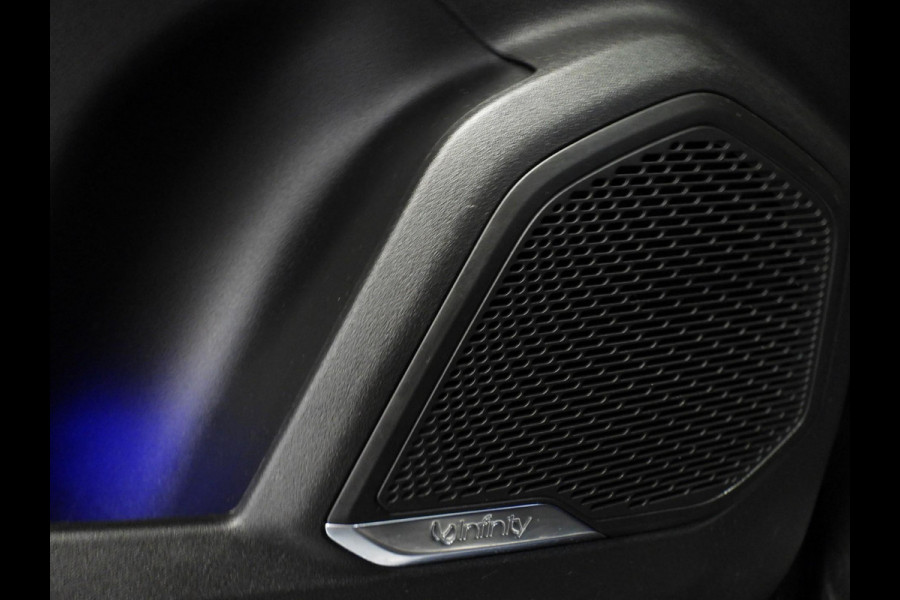 Lynk & Co 01 1.5 PHEV BlackLine ZWARTE HEMEL/360CAM/SCHUIFDAK/LED/20"LMV!