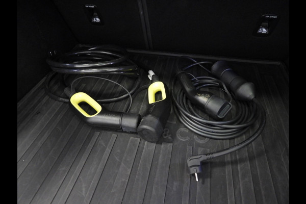 Lynk & Co 01 1.5 PHEV BlackLine ZWARTE HEMEL/360CAM/SCHUIFDAK/LED/20"LMV!