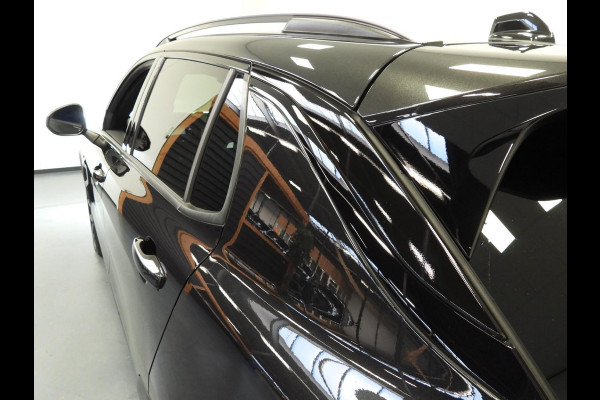 Lynk & Co 01 1.5 PHEV BlackLine ZWARTE HEMEL/360CAM/SCHUIFDAK/LED/20"LMV!