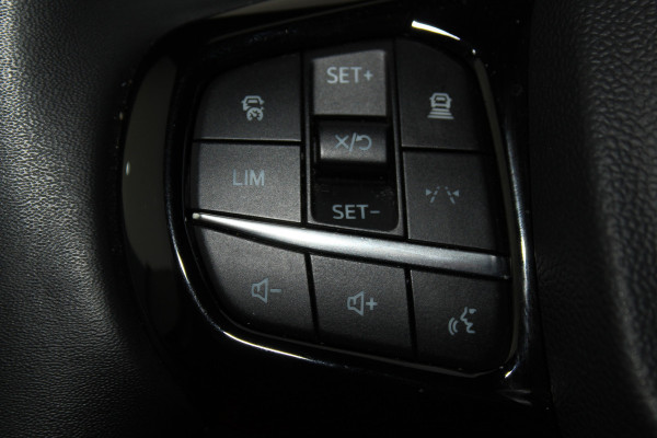 Ford Transit Custom 320 2.0-136 pk TDCI L1H1 Trend. Fabr. garantie tot 09-2028. Adaptive Cruise Control, Navigatie, Camera, PDC V+A, Apple Carplay/Android auto, LED verl., Laadruimte bekleed, Bijrijdersbank, Spiegel-, stoel en voorraamverw. etc.