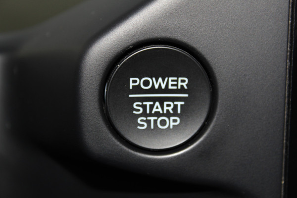 Ford Transit Custom 320 2.0-136 pk TDCI L1H1 Trend. Fabr. garantie tot 09-2028. Adaptive Cruise Control, Navigatie, Camera, PDC V+A, Apple Carplay/Android auto, LED verl., Laadruimte bekleed, Bijrijdersbank, Spiegel-, stoel en voorraamverw. etc.