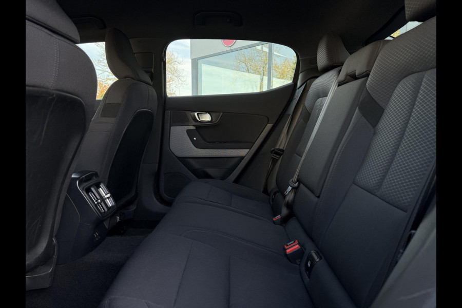 Polestar 2 Long Range Dual Motor AWD | Panorama | 360 Camera | Harman Kardon |