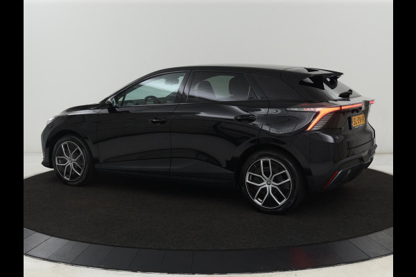 MG 4 Luxury 64 kWh | Stoel & stuurverwarming | Warmtepomp | Adaptive cruise | 360 Camera | Carplay | Keyless | Navigatie | File Assistent | Half leder