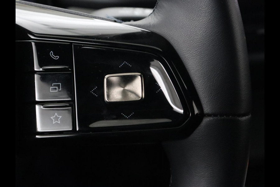 MG 4 Luxury 64 kWh | Stoel & stuurverwarming | Warmtepomp | Adaptive cruise | 360 Camera | Carplay | Keyless | Navigatie | File Assistent | Half leder