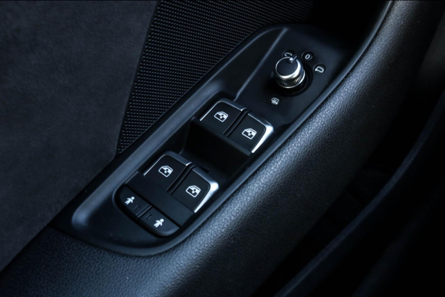 Audi A3 Sportback 1.5 TFSI CoD - S-LINE - VIRTUAL - NAVI - ELEKTR. STOEL