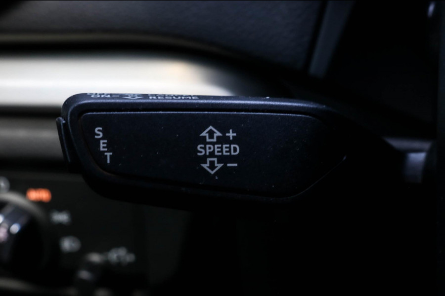 Audi A3 Sportback 1.5 TFSI CoD - S-LINE - VIRTUAL - NAVI - ELEKTR. STOEL