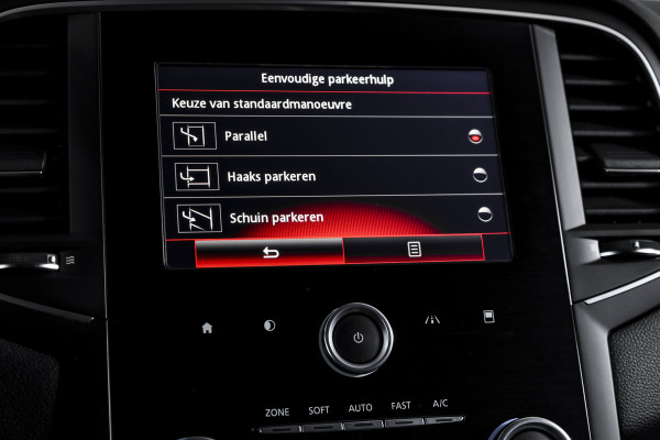 Renault MEGANE Estate 1.2 TCe 130 PK GT-Line | Cruise | PDC | Camera | Afn. Trekhaak | NAV + App. Connect | ECC | DAB | LM 18" |